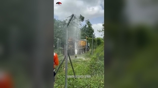 Hiệu suất mạnh mẽ của giàn khoan giếng nước JCDRILL Dongfeng 6 × 4 ở Tây Phi